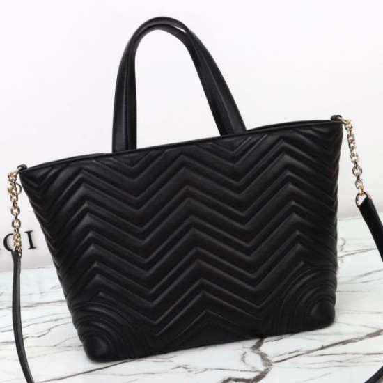 Replica Borsa tote/secchiello media Gucci Betty 847387 Nera Imitazioni Replica Borsa tote/secchiello media Gucci Betty 847387 Nera