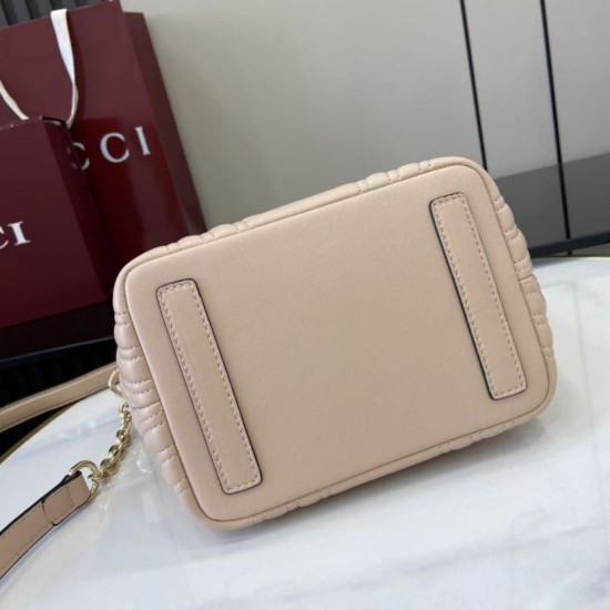 Replica borse griffate tote media Gucci Betty /Imitazioni borse griffate a secchiello 847387 Rosa Imitazioni Replica borse griffate tote media Gucci Betty /Imitazioni borse griffate a secchiello 847387 Rosa