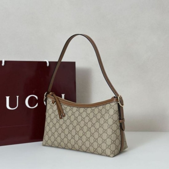 Replica Borsa a tracolla media Gucci GG Emblem 847449 Marrone