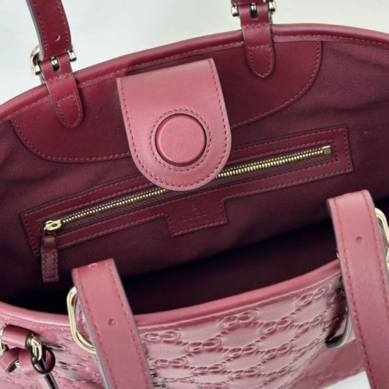 Replica Borsa tote media Gucci GG Emblem 847456 Rossa Imitazioni Replica Borsa tote media Gucci GG Emblem 847456 Rossa