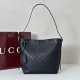 Replica Borse Alta Qualità a tracolla piccola Gucci GG Emblem 848881 Nera Imitazioni Replica Borse Alta Qualità a tracolla piccola Gucci GG Emblem 848881 Nera