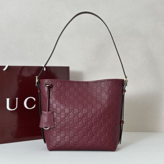 Replica Borsa 1:1 a tracolla piccola Gucci GG Emblem 848881 Rossa Imitazioni Replica Borsa 1:1 a tracolla piccola Gucci GG Emblem 848881 Rossa