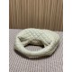 Replica Borsa hobo Icare YSL Saint Laurent in nappa beige Imitazioni Replica Borsa hobo Icare YSL Saint Laurent in nappa beige