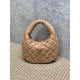 Replica Borsa Icarino Boby YSL Saint Laurent rosa Imitazioni Replica Borsa Icarino Boby YSL Saint Laurent rosa