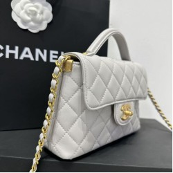 Replica Borsa Chanel 25P piccola con patta e manico superiore AS5355 Bianca Imitazioni Replica Borsa Chanel 25P piccola con patta e manico superiore AS5355 Bianca