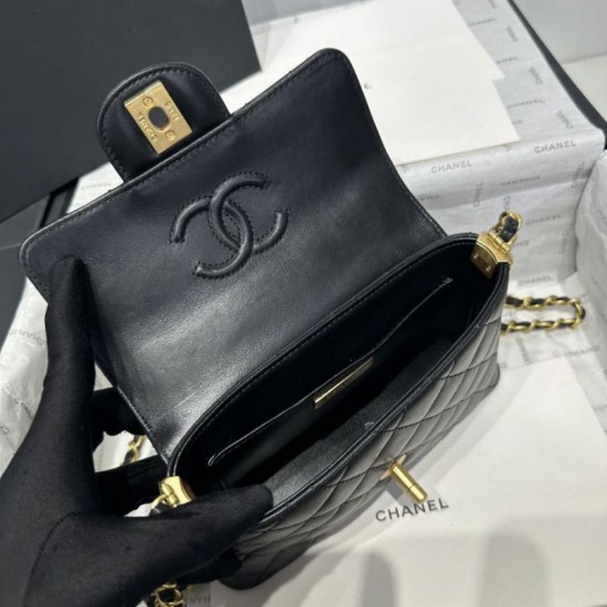 Replica Borsa Chanel 25P piccola con patta e manico superiore AS5355 Nera Imitazioni Replica Borsa Chanel 25P piccola con patta e manico superiore AS5355 Nera