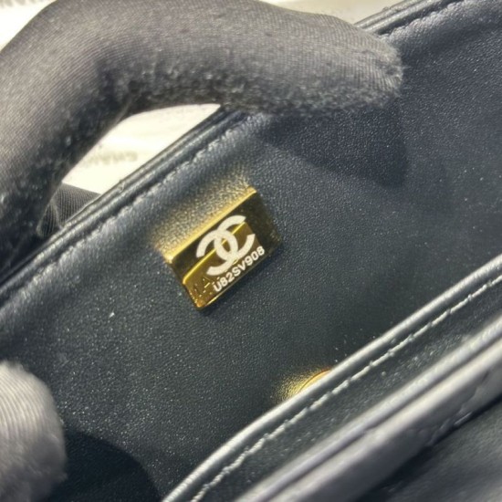 Replica Borsa Chanel 25P piccola con patta e manico superiore AS5355 Nera Imitazioni Replica Borsa Chanel 25P piccola con patta e manico superiore AS5355 Nera