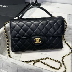 Borsa Chanel 25P con patta e manico superiore AS5356 Nera Borsa Chanel 25P con patta e manico superiore AS5356 Nera