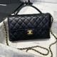 Replica Borsa Chanel 25P con patta e manico superiore AS5356 Nera Imitazioni Replica Borsa Chanel 25P con patta e manico superiore AS5356 Nera