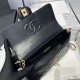 Replica Borsa Chanel 25P con patta e manico superiore AS5356 Nera Imitazioni Replica Borsa Chanel 25P con patta e manico superiore AS5356 Nera