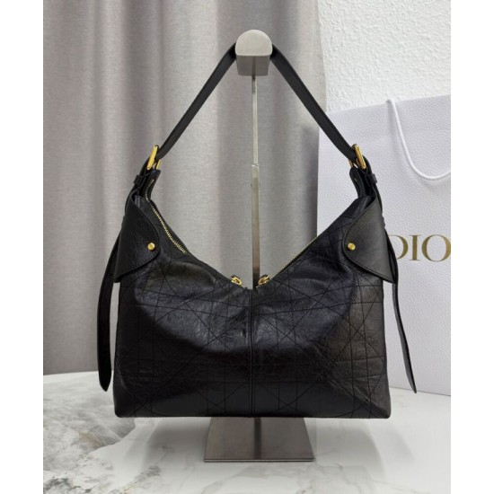 Replica borse griffate Dior Voyage Flat Half Moon Macrocannage Piccola/Grande Nera Imitazioni Replica borse griffate Dior Voyage Flat Half Moon Macrocannage Piccola/Grande Nera