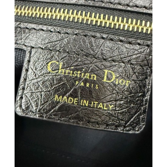 Replica borse griffate Dior Voyage Flat Half Moon Macrocannage Piccola/Grande Nera Imitazioni Replica borse griffate Dior Voyage Flat Half Moon Macrocannage Piccola/Grande Nera