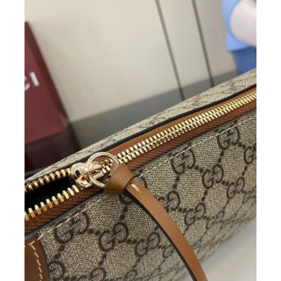 Replica Borsa a tracolla media Gucci serie GG Emblem 815216 Marrone