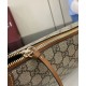 Replica Borsa a tracolla media Gucci serie GG Emblem 815216 Marrone