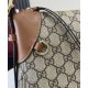 Replica Borsa a tracolla media Gucci serie GG Emblem 815216 Marrone