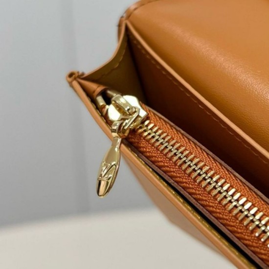 Replica Perfette Dettagli perfetti Louis Vuitton Louis Vuitton Vertical Portafoglio Taurillon M81330 imitazioni