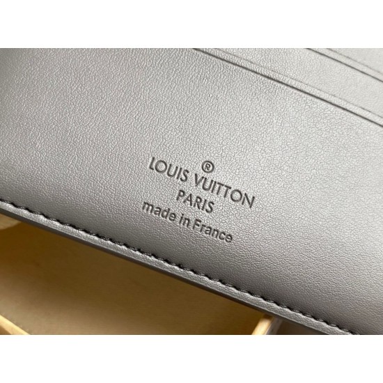Pari replica Louis Vuitton Multiple Portafoglio Monogram Shadow M81383 qualità specchio Replica Perfette Pari Louis Vuitton Multiple Portafoglio Monogram Shadow M81383 imitazioni