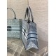 Replica Perfette Borse  Dior Media Book Tote Bag Blu Miss Dior Allover Embroidery imitazioni