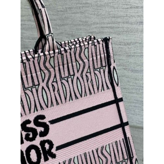 Dior Medium Book Tote Bag Pink Miss Dior Allover Embroidery Replica Replica Perfette Dior Medium Book Tote Bag Pink Miss Dior Allover Embroidery imitazioni