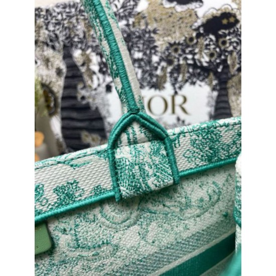 replica Dior media Dioriviera Book Tote Aquamarina Ricamo Toile de Jouy qualità specchio Replica Perfette Dior media Dioriviera Book Tote Aquamarina Ricamo Toile de Jouy imitazioni