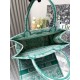 replica Dior media Dioriviera Book Tote Aquamarina Ricamo Toile de Jouy qualità specchio Replica Perfette Dior media Dioriviera Book Tote Aquamarina Ricamo Toile de Jouy imitazioni