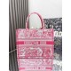 Dior Medium Dioriviera Book Tote Pink Toile de Jouy Embroidery Replica Replica Perfette Dior Medium Dioriviera Book Tote Pink Toile de Jouy Embroidery imitazioni