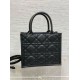 replica Dior piccola book tote con tracolla Pelle di vitello macrocannage nera qualità specchio Replica Perfette Dior piccola book tote con tracolla Pelle di vitello macrocannage nera imitazioni