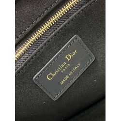 Dior piccola book tote con tracolla Pelle di vitello macrocannage nera Dior piccola book tote con tracolla Pelle di vitello macrocannage nera