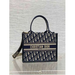 Borse tote Dior piccola per libri con tracolla in tela blu Dior Oblique Borse tote Dior piccola per libri con tracolla in tela blu Dior Oblique