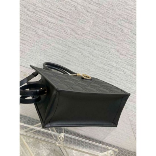 Borse Replica tote Dior media a libro con tracolla Pelle di vitello macrocannage nera qualità specchio Replica Perfette Borse tote Dior media a libro con tracolla Pelle di vitello macrocannage nera imitazioni