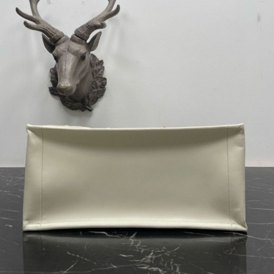 Borsa tote Dior media a libro con tracolla Pelle di vitello macrocannage bianca Replica Replica Perfette Borsa tote Dior media a libro con tracolla Pelle di vitello macrocannage bianca imitazioni