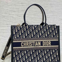 Bora Pari replica tote Dior media per libri con tracolla in tela blu Dior Oblique qualità specchio Replica Perfette Bora Pari tote Dior media per libri con tracolla in tela blu Dior Oblique imitazioni