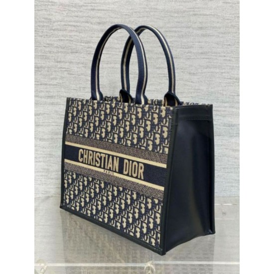 Bora Pari replica tote Dior media per libri con tracolla in tela blu Dior Oblique qualità specchio Replica Perfette Bora Pari tote Dior media per libri con tracolla in tela blu Dior Oblique imitazioni