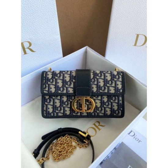 Replica Perfette Borsa Dior 30 Montaigne East-West con catena Jacquard obliquo blu imitazioni