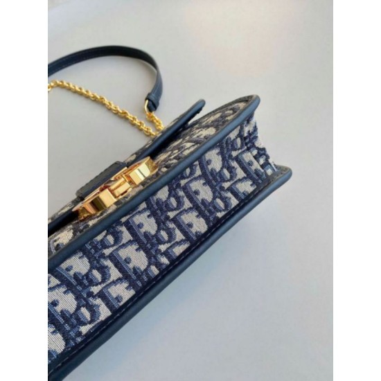Replica Perfette Borsa Dior 30 Montaigne East-West con catena Jacquard obliquo blu imitazioni