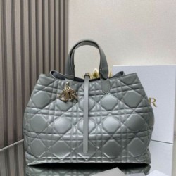 Dior Toujours Grande Borsa Grigio Macrocannage Pelle di Vitello Replica Replica Perfette Dior Toujours Grande Borsa Grigio Macrocannage Pelle di Vitello imitazioni