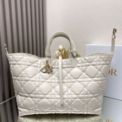 Dior Toujours Grande Borsa Macrocannage Pelle di Vitello Bianca Replica Replica Perfette Dior Toujours Grande Borsa Macrocannage Pelle di Vitello Bianca imitazioni
