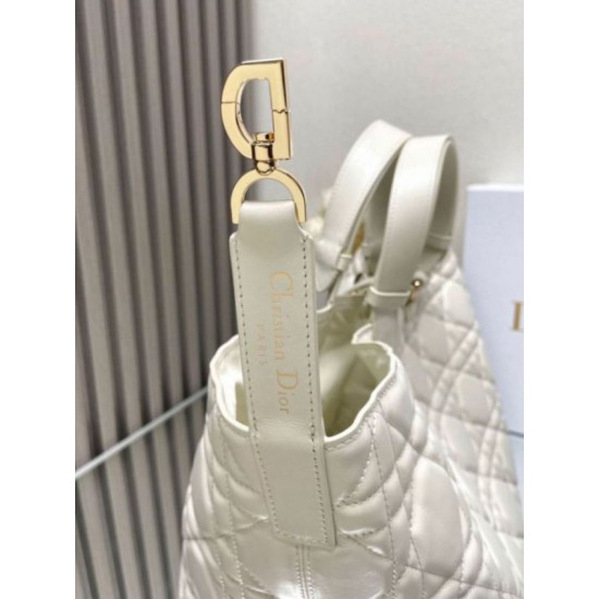 Dior Toujours Grande Borsa Macrocannage Pelle di Vitello Bianca Replica Replica Perfette Dior Toujours Grande Borsa Macrocannage Pelle di Vitello Bianca imitazioni