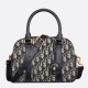 Replica Perfetta bowling media Dior D-Vibe Bowling media Jacquard blu obliquo Replica Perfetta bowling media Dior D-Vibe Bowling media Jacquard blu obliquo