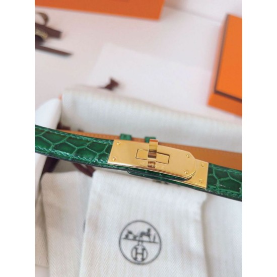 Replica Alta gamma Cintura Hermès Kelly 18 in alligatore lucido color malachite Imitazioni Replica Alta gamma Cintura Hermès Kelly 18 in alligatore lucido color malachite