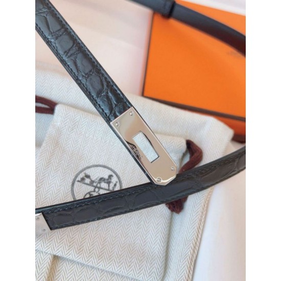 Replica Cintura Hermès Kelly 18 in alligatore nero lucido Imitazioni Replica Cintura Hermès Kelly 18 in alligatore nero lucido