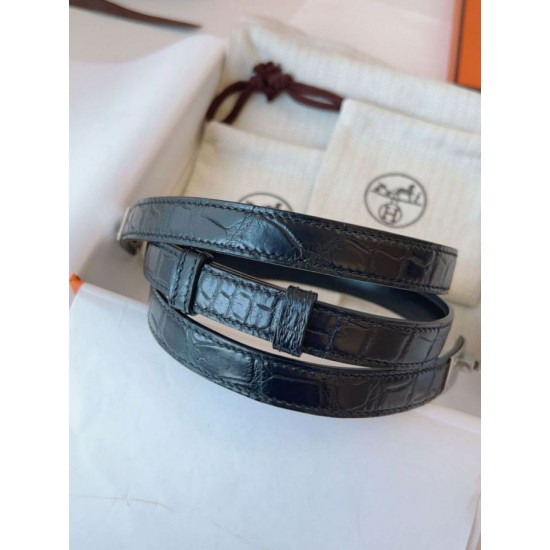 Replica Cintura Hermès Kelly 18 in alligatore nero lucido Imitazioni Replica Cintura Hermès Kelly 18 in alligatore nero lucido