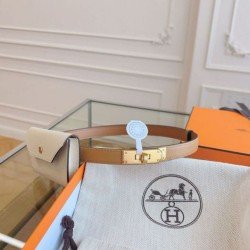 Replica Borsa Cintura Hermès Kelly Pocket 18 Biscuit e Pelle di Vitello Epsom Bianca Imitazioni Replica Borsa Cintura Hermès Kelly Pocket 18 Biscuit e Pelle di Vitello Epsom Bianca