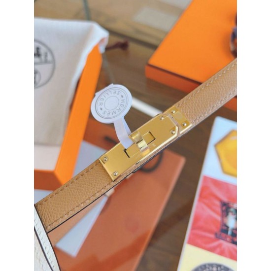 Replica Borsa Cintura Hermès Kelly Pocket 18 Biscuit e Pelle di Vitello Epsom Bianca