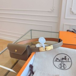 Replica Borsa Cintura Hermès Kelly Pocket 18 in vitello Epsom color etoupe Imitazioni Replica Borsa Cintura Hermès Kelly Pocket 18 in vitello Epsom color etoupe