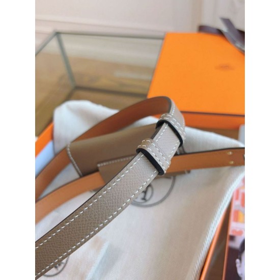 Replica Borsa Cintura Hermès Kelly Pocket 18 in vitello Epsom color etoupe Imitazioni Replica Borsa Cintura Hermès Kelly Pocket 18 in vitello Epsom color etoupe