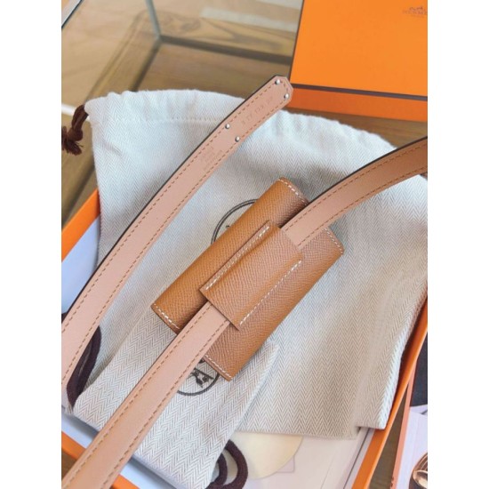 Replica Cintura Hermès Kelly Pocket 18 in vitello Epsom color oro Imitazioni Replica Cintura Hermès Kelly Pocket 18 in vitello Epsom color oro