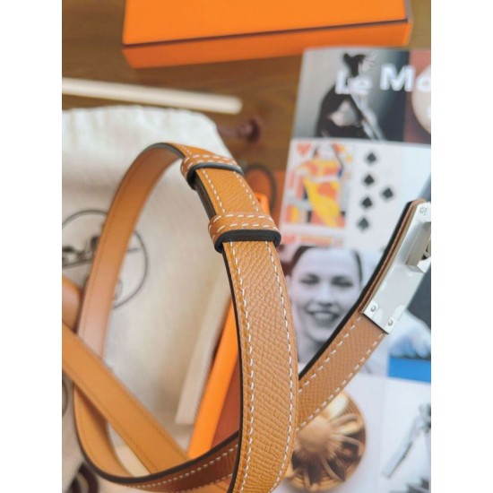 Replica Cintura Hermès Kelly Pocket 18 in vitello Epsom color oro Imitazioni Replica Cintura Hermès Kelly Pocket 18 in vitello Epsom color oro
