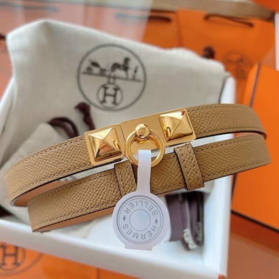 Replica Borsa Cintura Hermès Rivale 18 con fibbia Rivale pelle di vitello Epsom Chai Replica Cintura Hermès Rivale 18 con fibbia Rivale pelle di vitello Epsom Chai