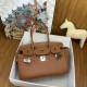 Replica Borsa a spalla Hermès Birkin Light 29 oro in pelle di vitello Swift Replica Borsa a spalla Hermès Birkin Light 29 oro in pelle di vitello Swift